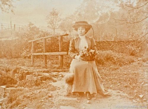 Esme Preston. 1909.